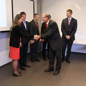 Státní závěrečné zkoušky ze dne 17. 6. 2015